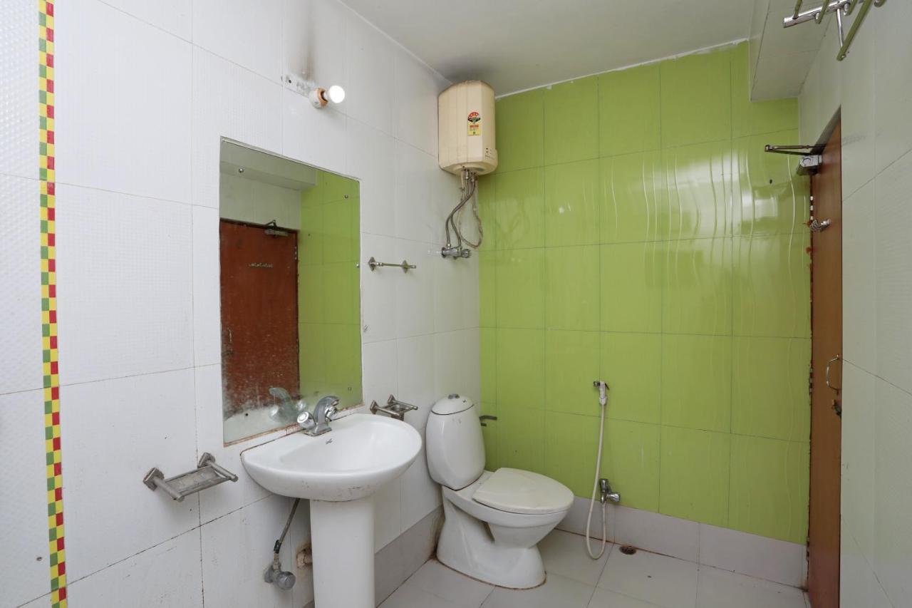 Oyo 26143 Hotel Abedin Колката Екстер'єр фото