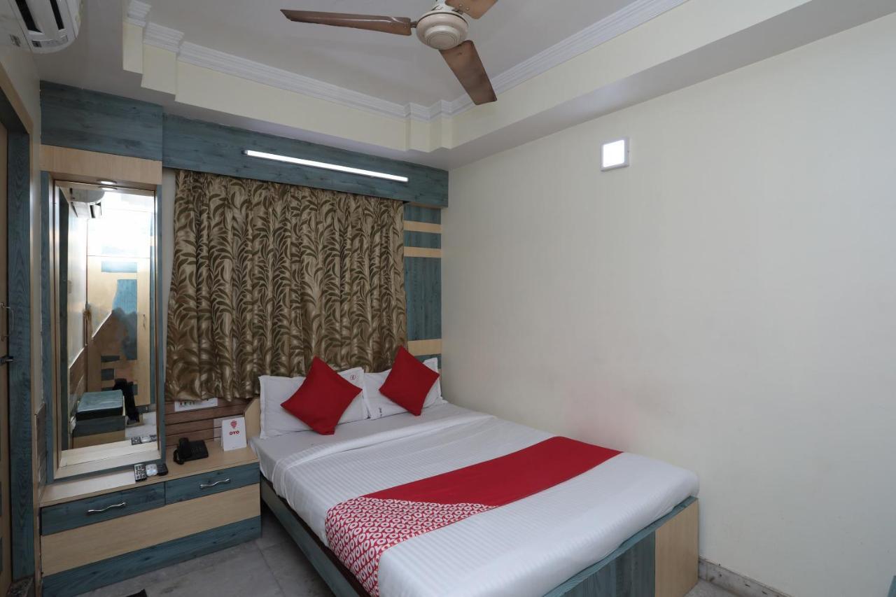 Oyo 26143 Hotel Abedin Колката Екстер'єр фото